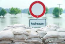 Hochwasser Warnschild